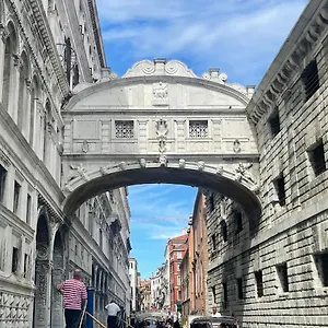 Ca' Ai Sospiri Appartement Venise