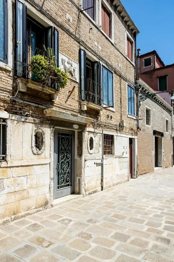 Ca' Tintoretto Veneza 0*,